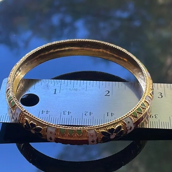 Bangle - Picture 7 of 7